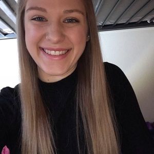 Meet your Posher, Valerie